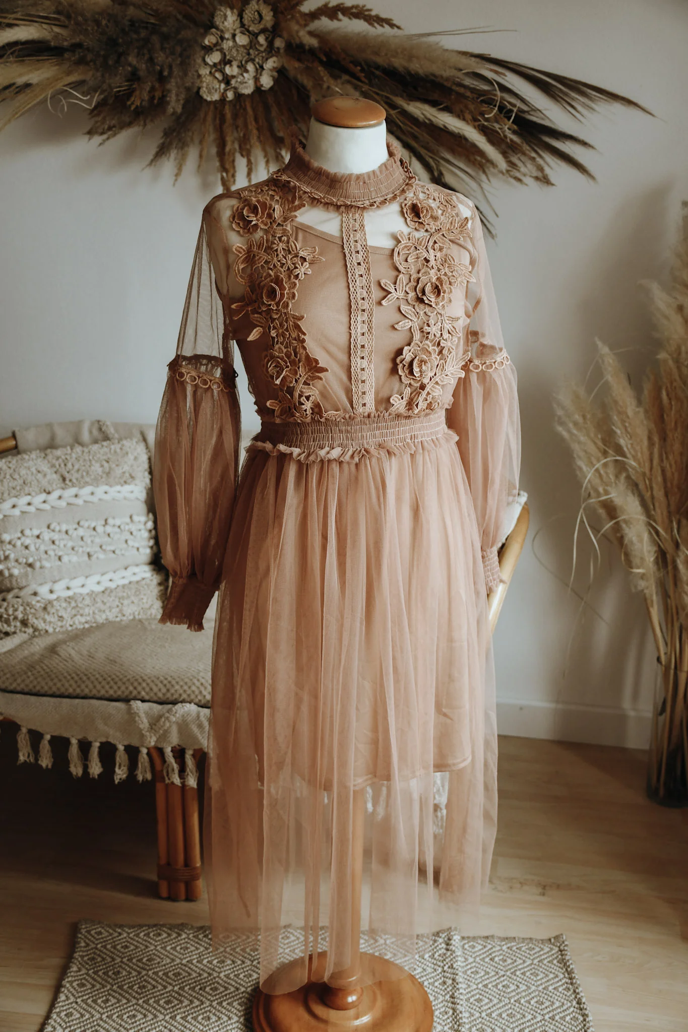 Verleihkleid Nude Spitze Nordhausen