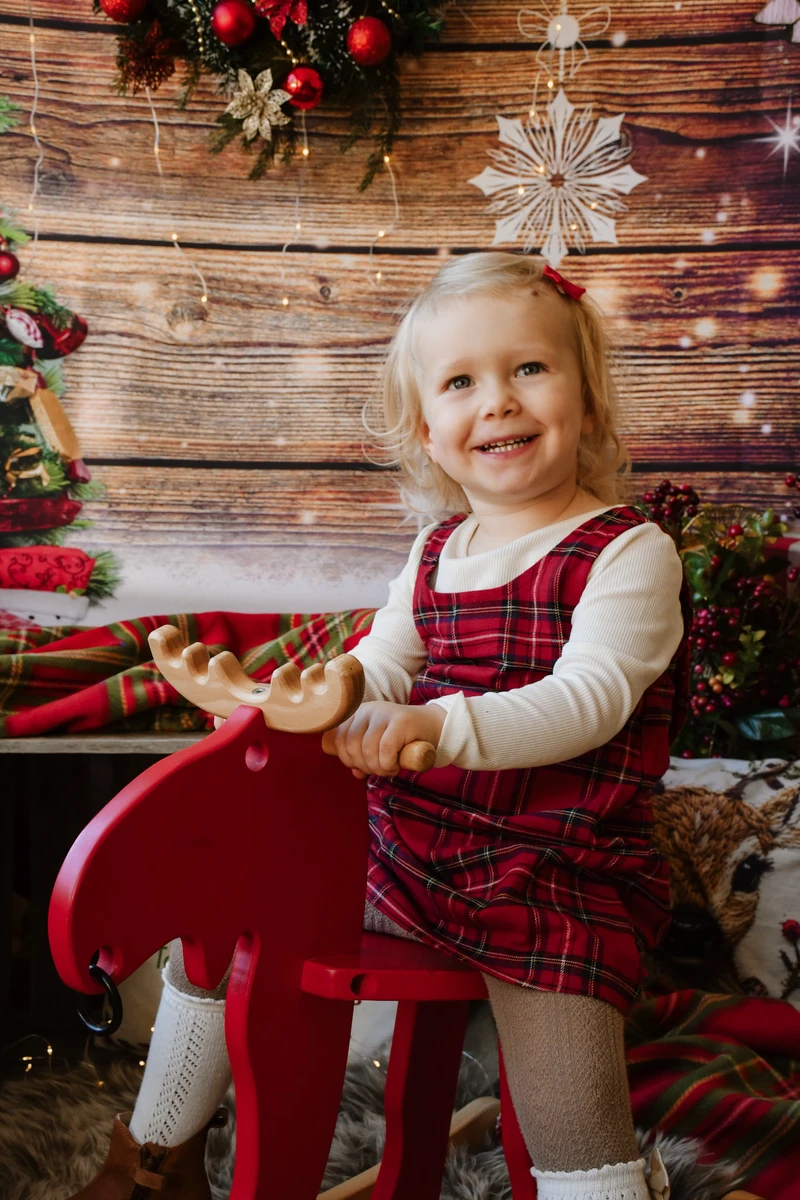 Weihnachts-Mini-Shooting Nordhausen – Mädchen mit Schaukelpferd